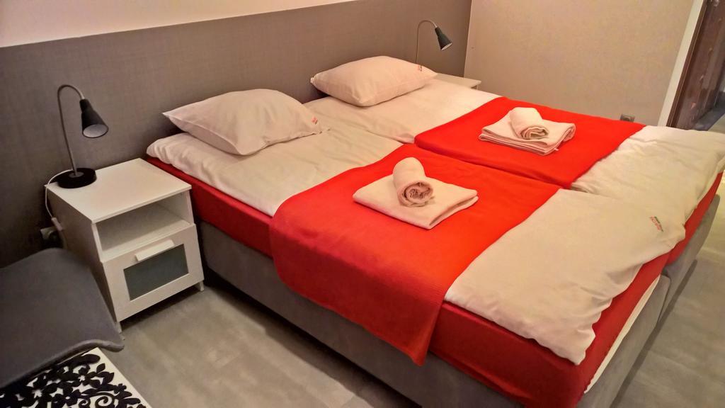 Hotel Kielce Esterno foto