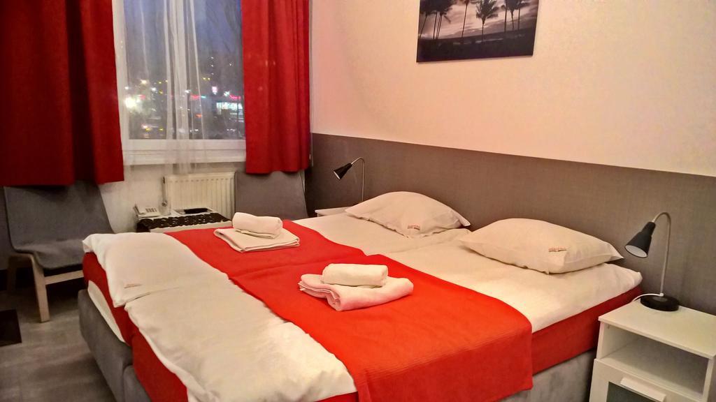Hotel Kielce Esterno foto